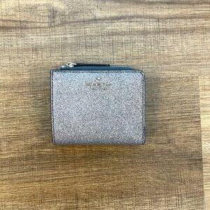 Kate Spade Sparkle Wallet - never used